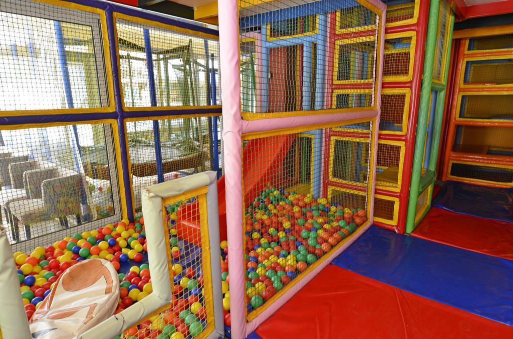 Hotel Epavli Nea Kallikrateia Extérieur photo